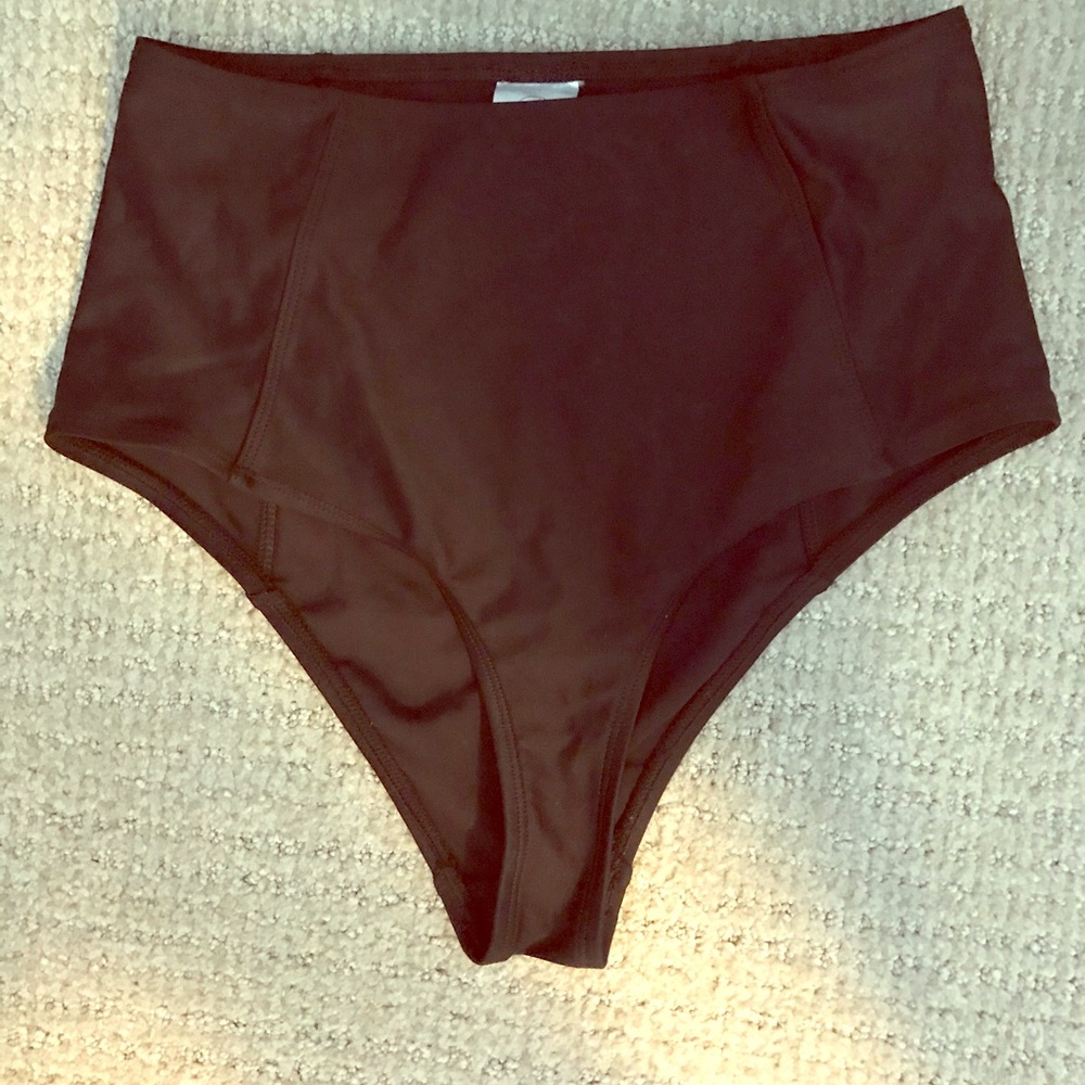 3/$20 Body glove bottoms